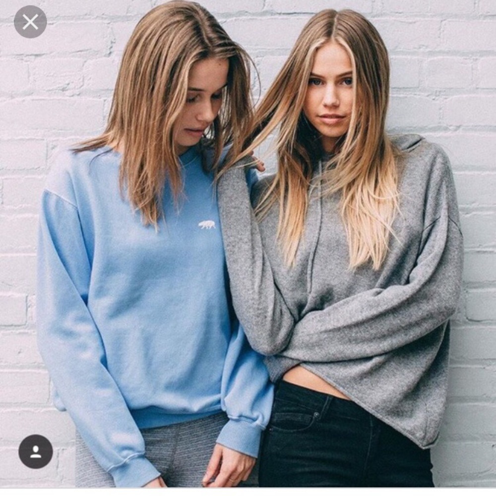 Brandy Melville Erica bear sweater